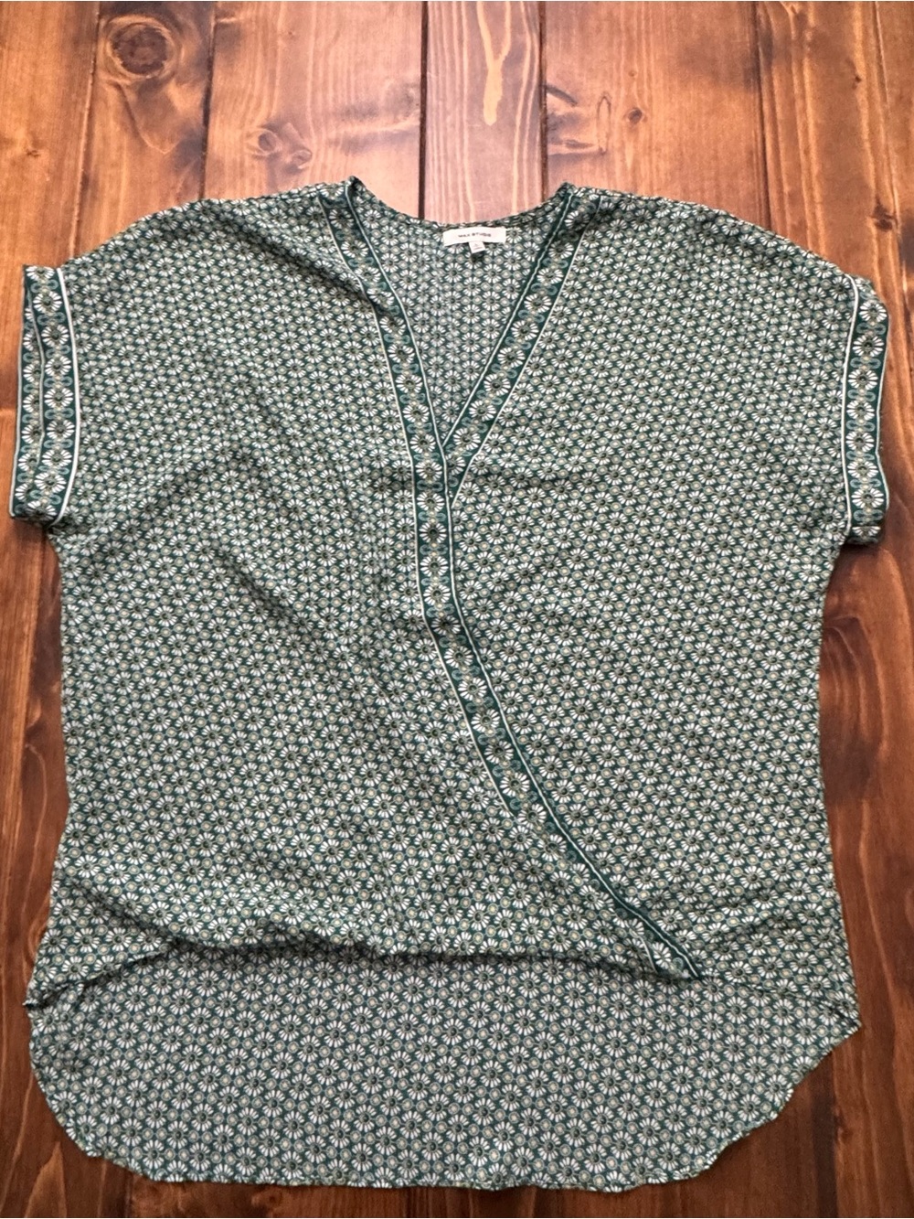 Max Studio Green Printed Short Sleeve Wrap-Style Blouse